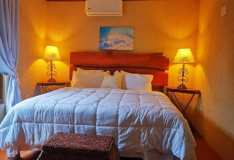 اتاق استاندارد با تخت بزرگ, Vive Utila   Bed & Breakfast