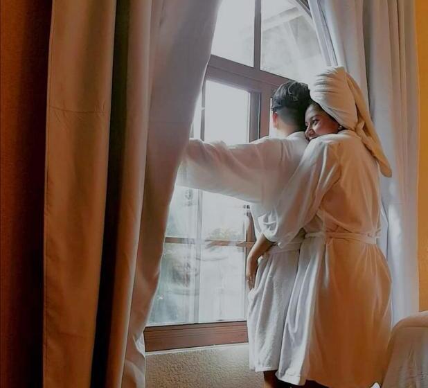 اتاق استاندارد با تخت بزرگ, Vive Utila   Bed & Breakfast