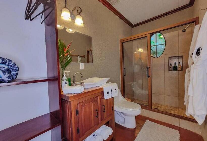 اتاق استاندارد با تخت بزرگ, Vive Utila Bed & Breakfast