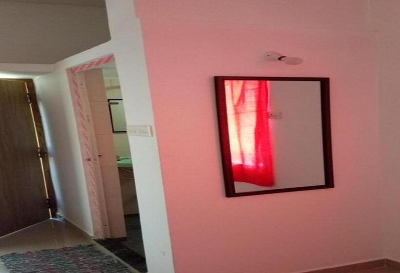 חדר דלוקס, Aashikha Farm House