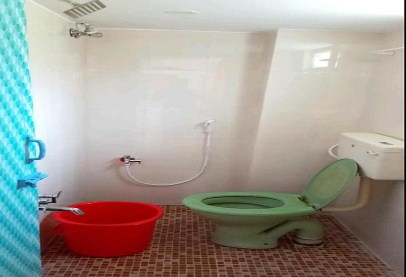 חדר דלוקס, Aashikha Farm House