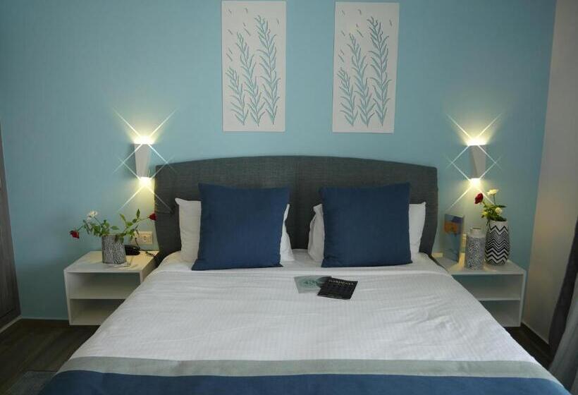 Номер Стандарт с Балконом, Gardenia Boutique