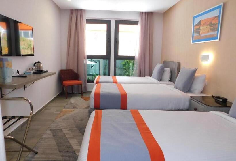 Трехместный Номер Комфорт, Gardenia Boutique