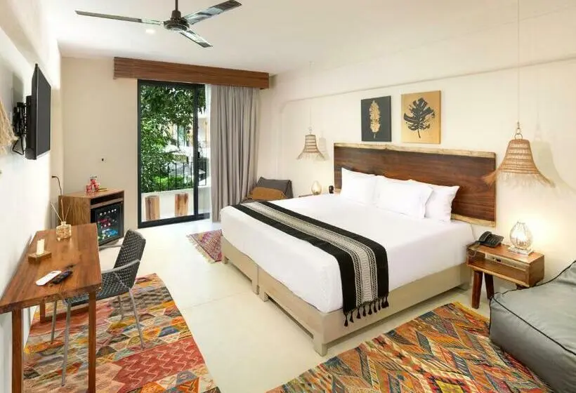 اتاق لوکس با تخت بزرگ, Sunday Hotel Naala Tulum