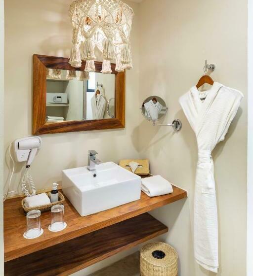 חדר דלוקס לארבעה, Naala Tulum