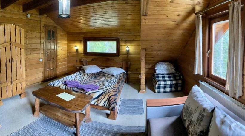 家庭山景房, Skelia