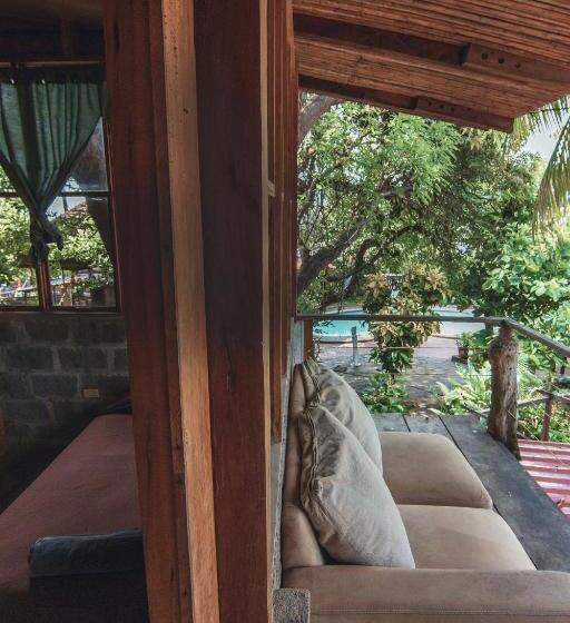 غرفة ديلوكس ثلاثية, Esencia Nativa