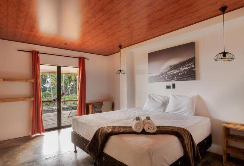 غرفة قياسية مطلّة علي البحر مزوَّدة بشُرفة, Esencia Nativa