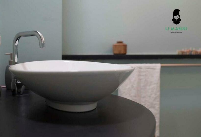 Номер Стандарт с Балконом, Locanda Li Manni