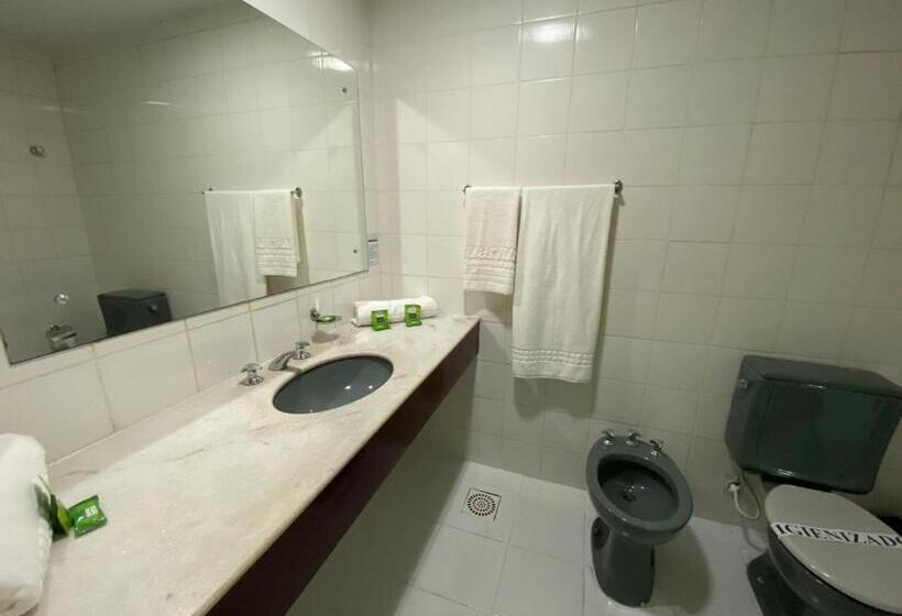 标准间, Aquarius Selva