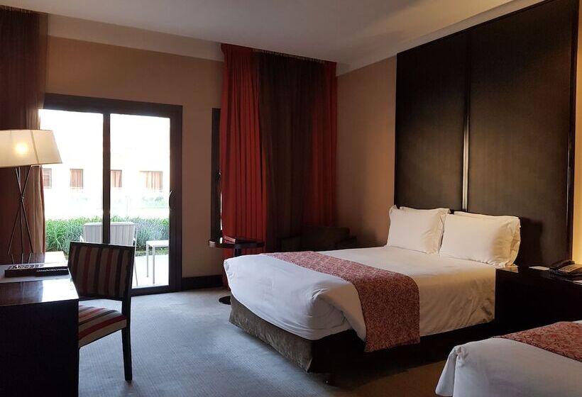 스탠다드 룸 더블 침대 2개, Casino Magic