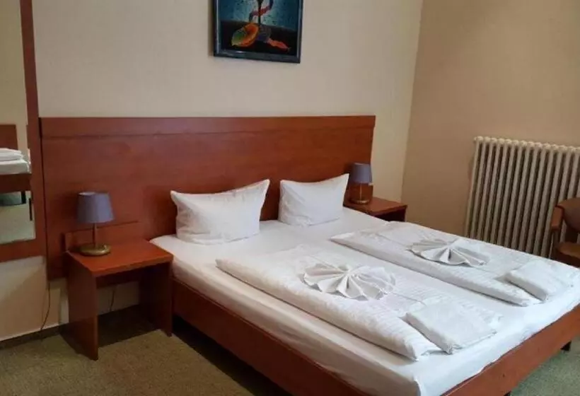اتاق استاندارد سه نفره, City Hotel Am Kurfürstendamm