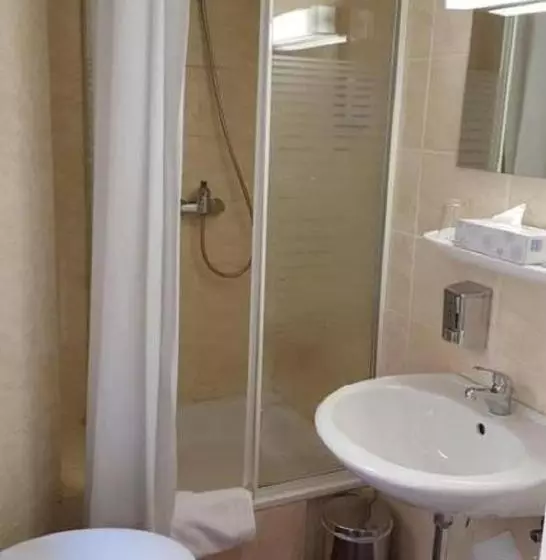 اتاق استاندارد سه نفره, City Hotel Am Kurfürstendamm