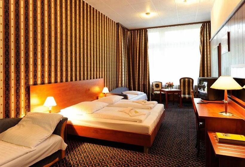 اتاق خانوادگی, City Hotel Am Kurfürstendamm