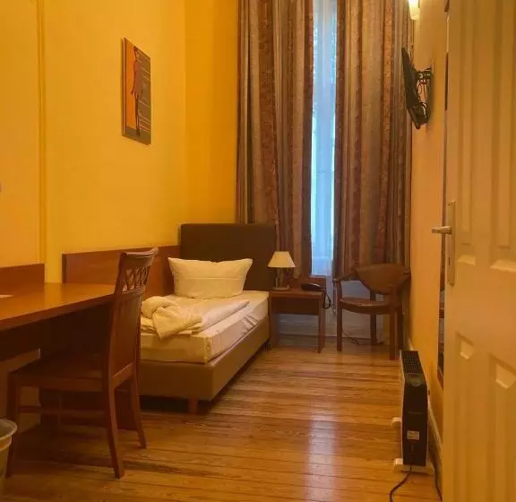 اتاق استاندارد یک نفره, City Hotel Am Kurfürstendamm