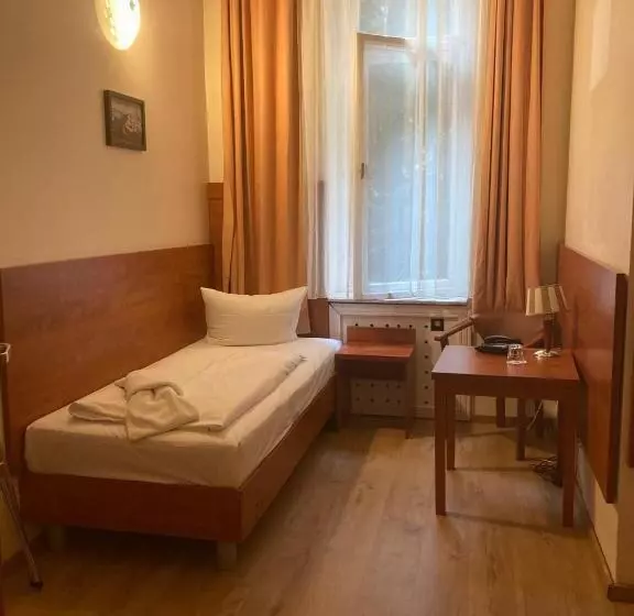 اتاق استاندارد یک نفره, City Hotel Am Kurfürstendamm