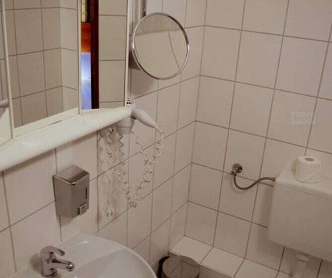 اتاق استاندارد یک نفره, City Hotel Am Kurfürstendamm