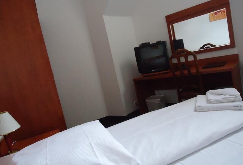 اتاق استاندارد یک نفره, City Hotel Am Kurfürstendamm