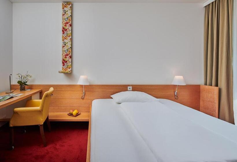 标准单人间, Das Schloss An Der Eisenstrasse