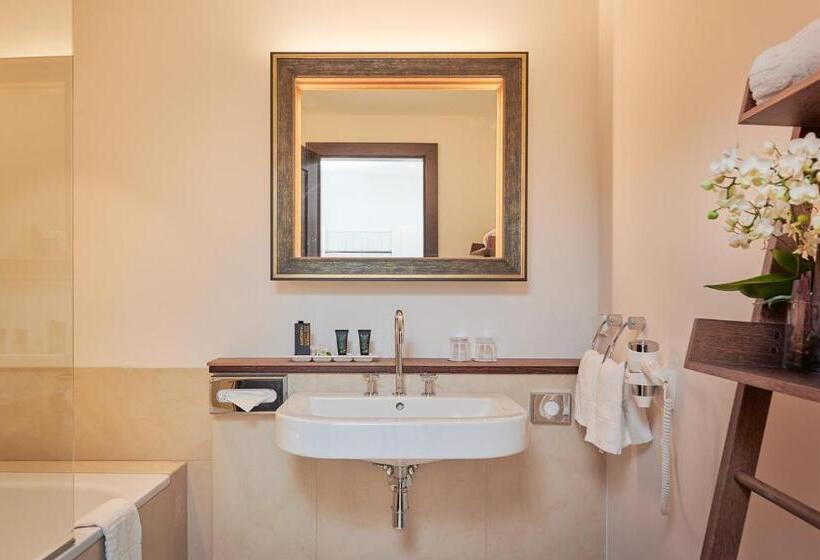 商务房间, Das Schloss An Der Eisenstrasse