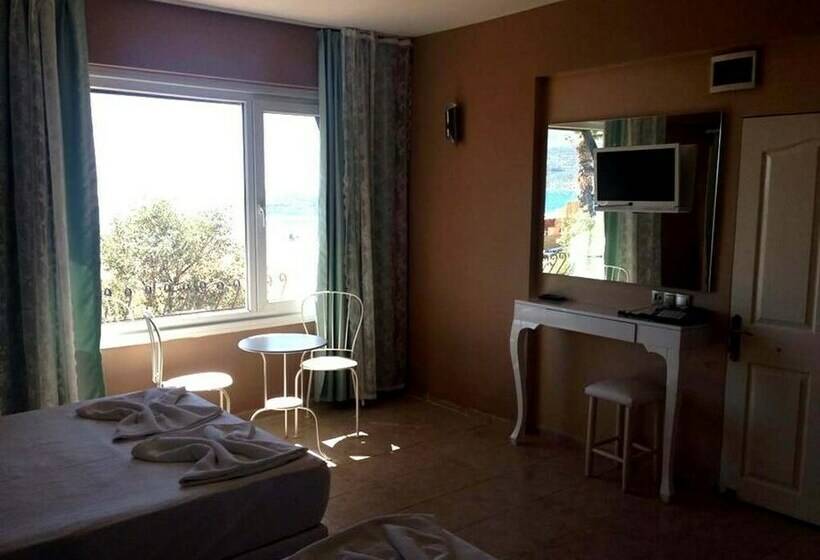 غرفة عائلية مطلّة علي البحر, Dikili Sunset Club