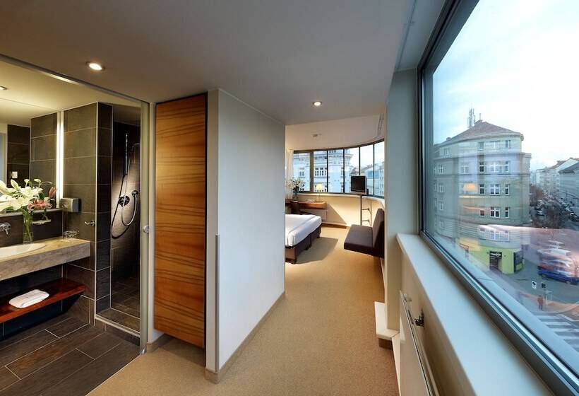 اتاق استاندارد, Eurostars Embassy