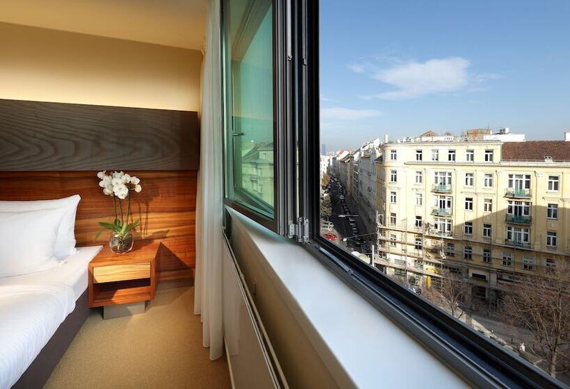 اتاق استاندارد, Eurostars Embassy