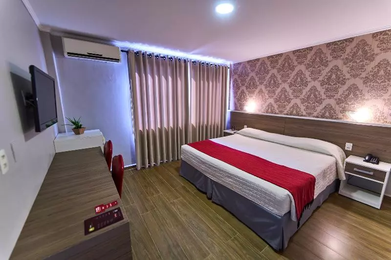 اتاق استاندارد یک نفره, Foz Plaza
