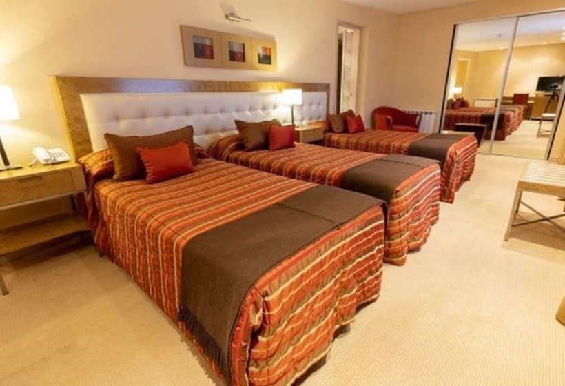 スタンダードトリプルルーム, Fueguino