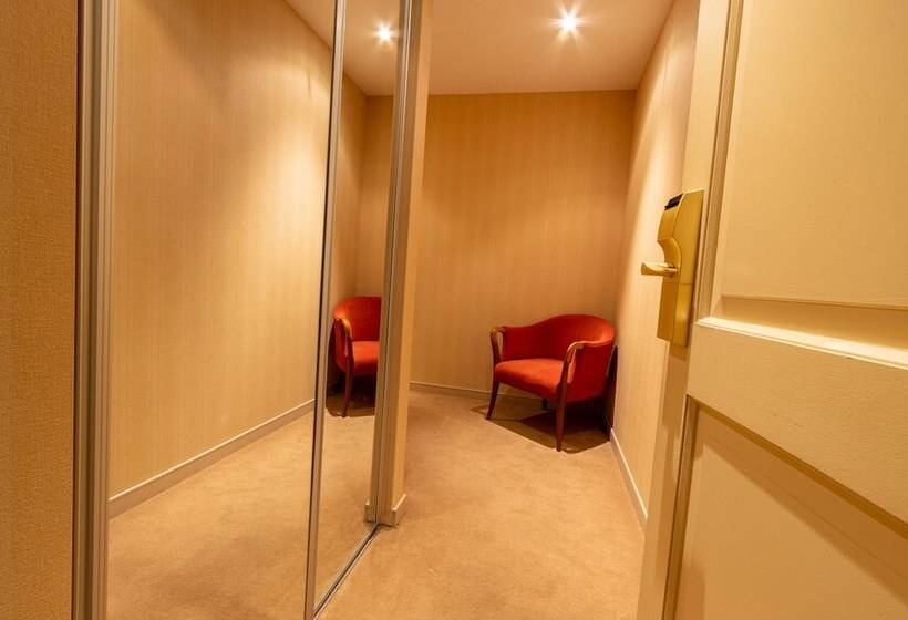 スタンダード4人部屋, Fueguino