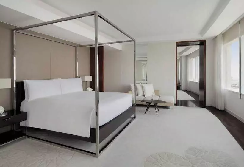ロイヤルスイート, Intercontinental Dubai Festival City, An Ihg