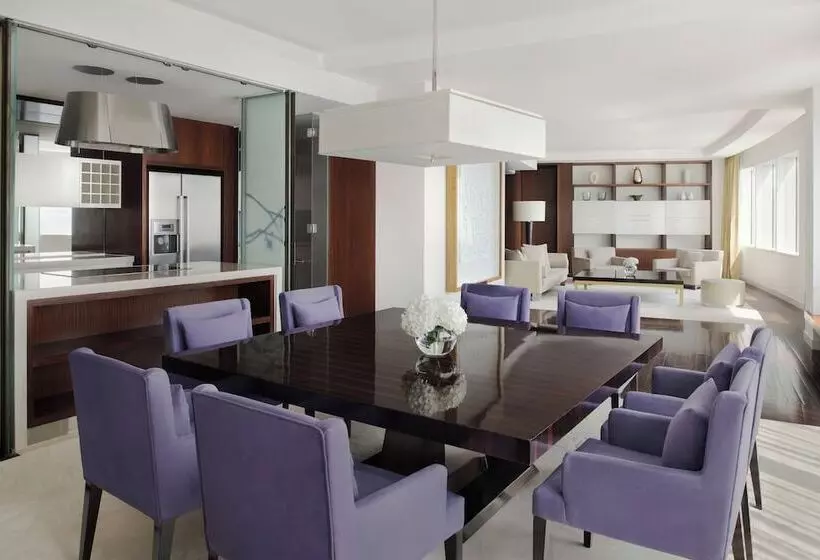 ロイヤルスイート, Intercontinental Dubai Festival City, An Ihg