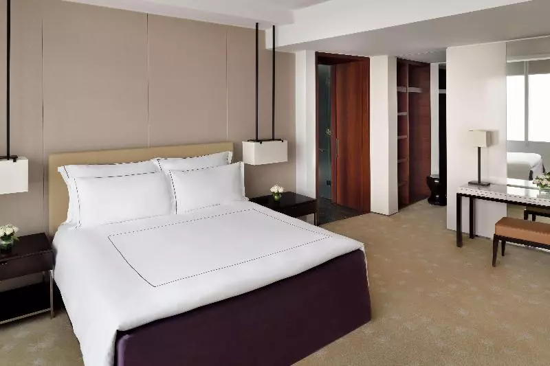 سوئیت کلاب, Intercontinental Dubai Festival City, An Ihg