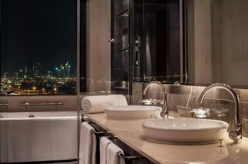 سوئیت کلاب, Intercontinental Dubai Festival City, An Ihg