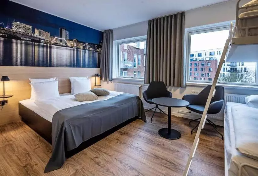 Perhehuone, Kompas Hotel Aalborg