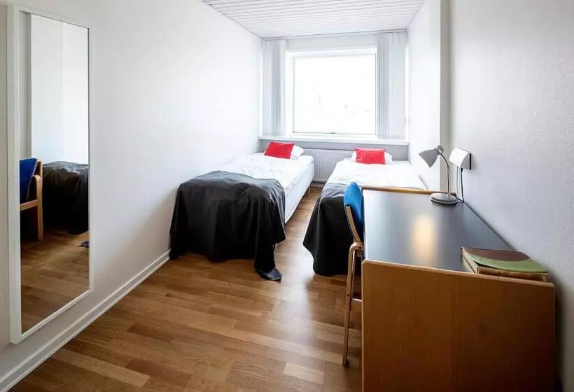 Huoneisto 3 Makuuhuonetta, Kompas Hotel Aalborg