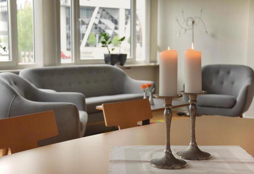 דירת שלושה חדרים, Kompas Hotel Aalborg