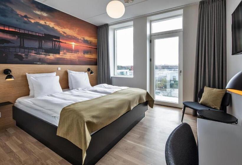 חדר סופריור עם מרפסת, Kompas Hotel Aalborg