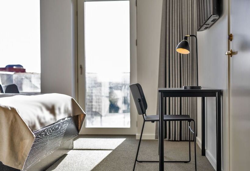 חדר סופריור עם מרפסת, Kompas Hotel Aalborg