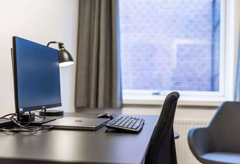 Bisneshuone, Kompas Hotel Aalborg