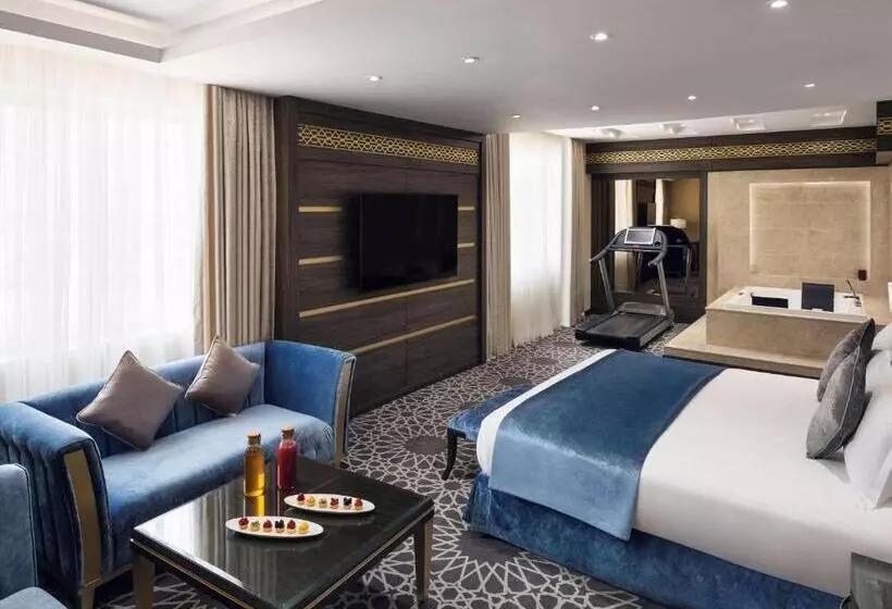 سوئیت رویال, Mövenpick Hotel Qassim