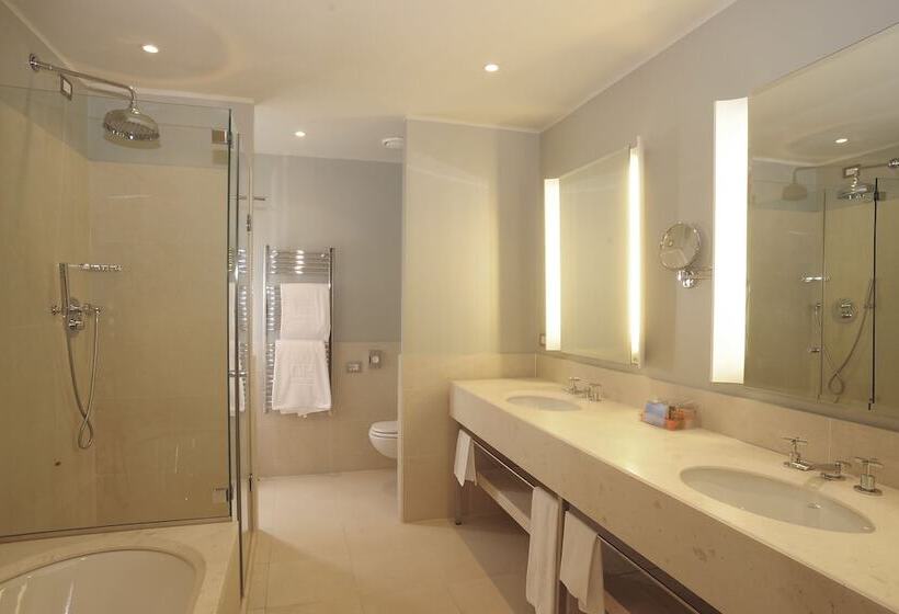 ファミリールーム, NH Linate