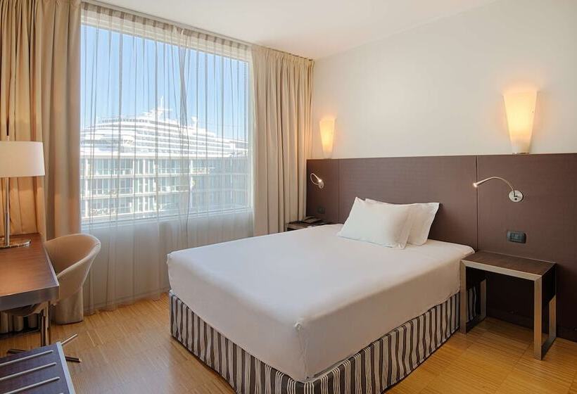 اتاق استاندارد یک نفره, NH Savona Darsena