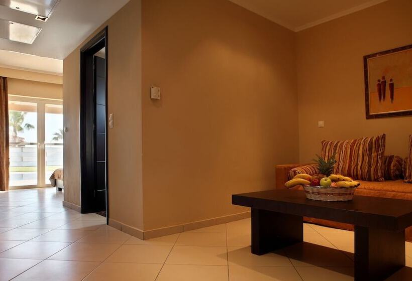 בונגלו משפחתי, Olympia Golden Beach Resort & Spa