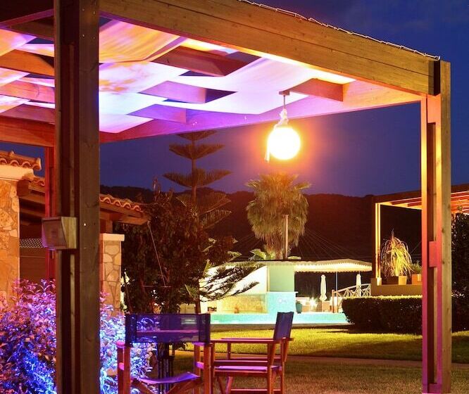 חדר דלוקס, Olympia Golden Beach Resort & Spa