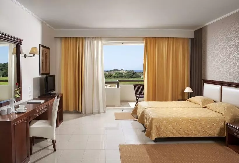 デラックスルーム, Olympia Golden Beach Resort & Spa