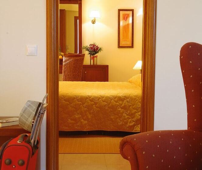 סוויטה, Olympia Golden Beach Resort & Spa