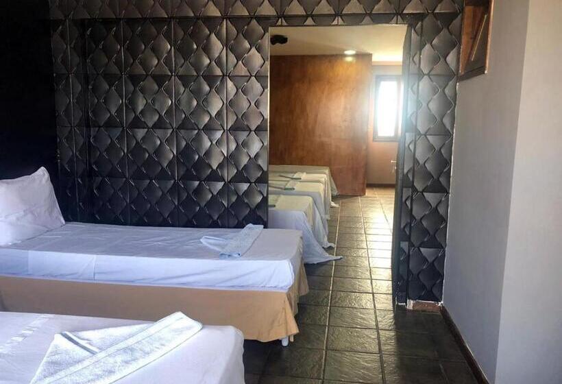 패밀리 스위트, Pousada Mahon Mar