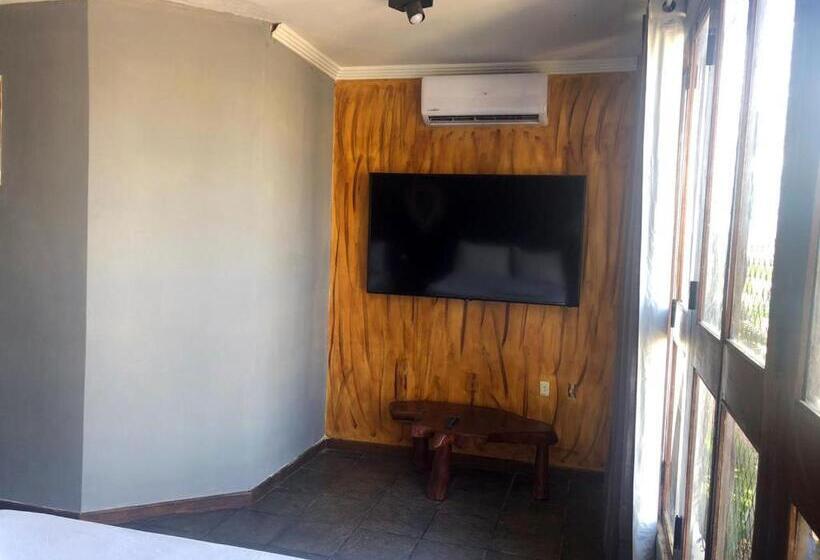 패밀리 스위트, Pousada Mahon Mar