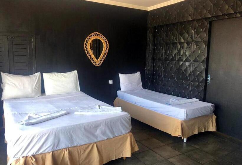 패밀리 스위트, Pousada Mahon Mar